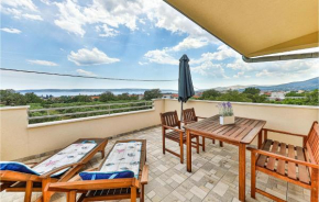 Beautiful Apartment In Kastel Luksic With Wifi
